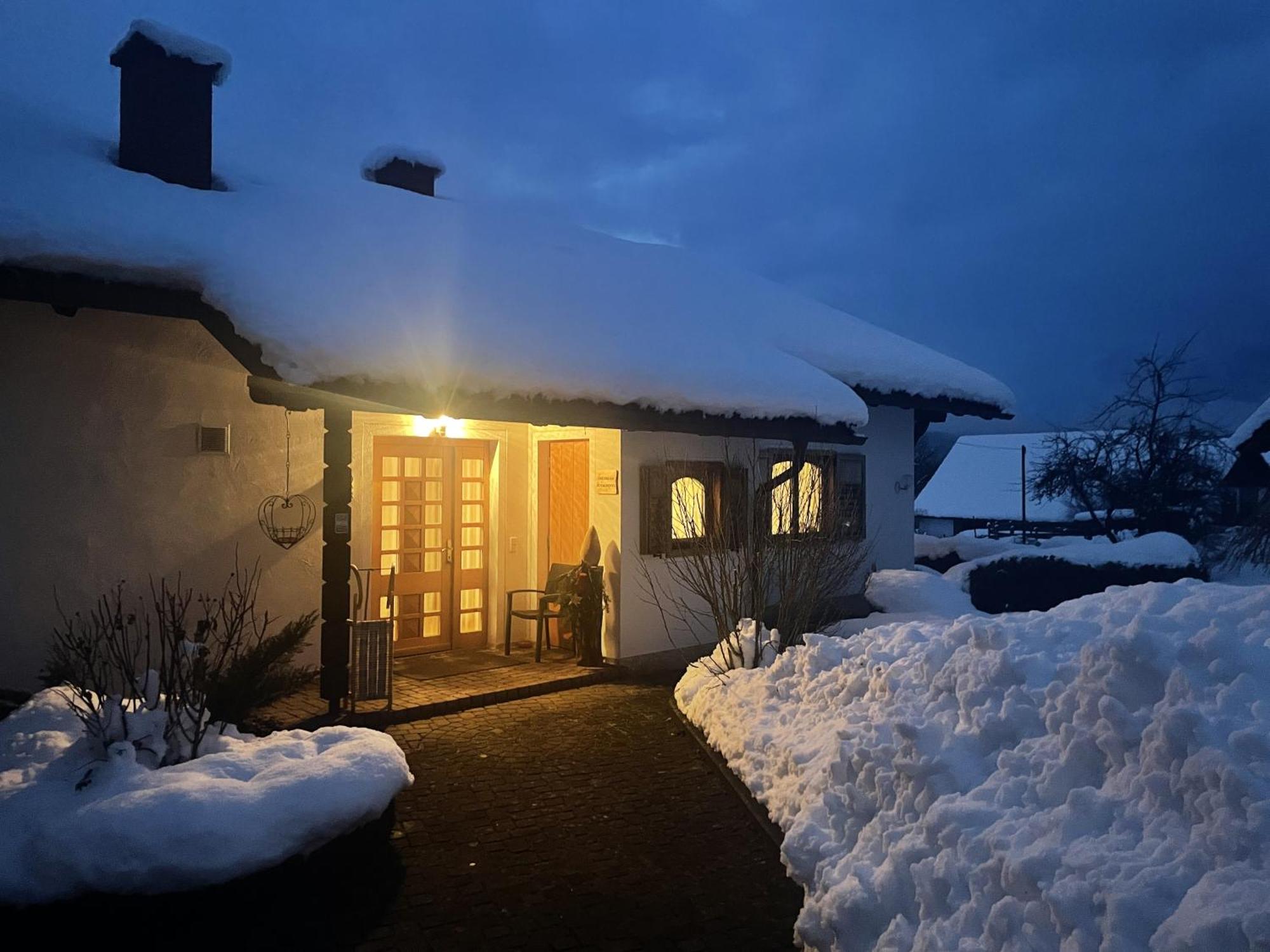 Rutarhof Apartment Rosegg Exterior photo